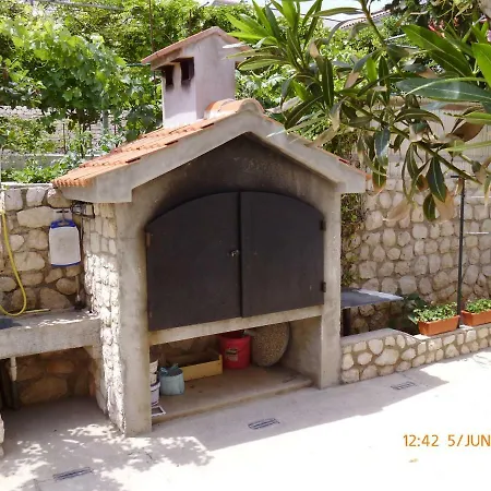 Apartment Lidija Pag Town