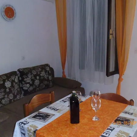 Apartment Lidija