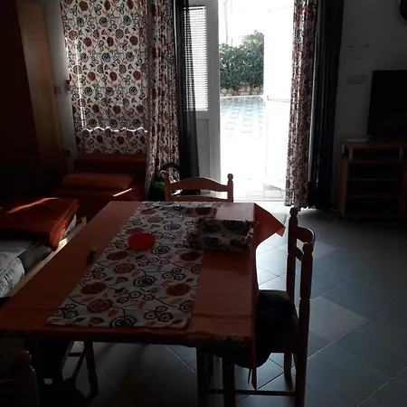 Lidija Apartament *