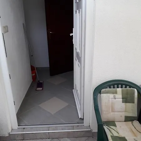 Lidija Apartament *