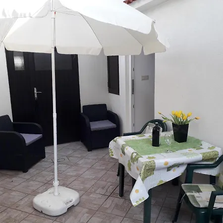 Apartment Lidija Pag Town