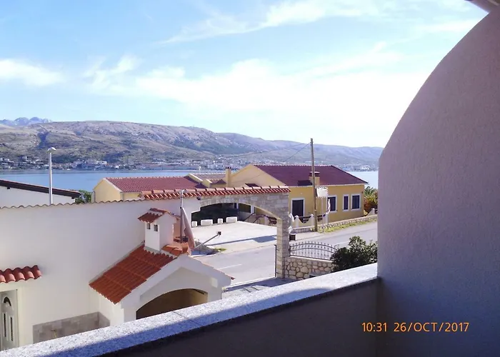 Lidija Апартаменты Паг