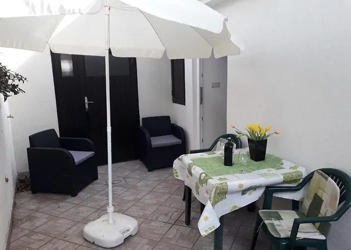 Апартаменты Lidija Паг